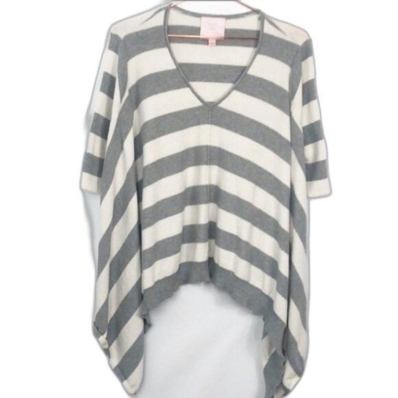 R&J Couture Striped v-Neck Sweater Oversized 1/2 Sleeve Excellent Condition L - Picture 1 of 7